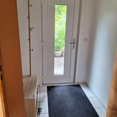 Gemuetliche 3-Zimmer-Wohnung Mit Kupfertalblick *