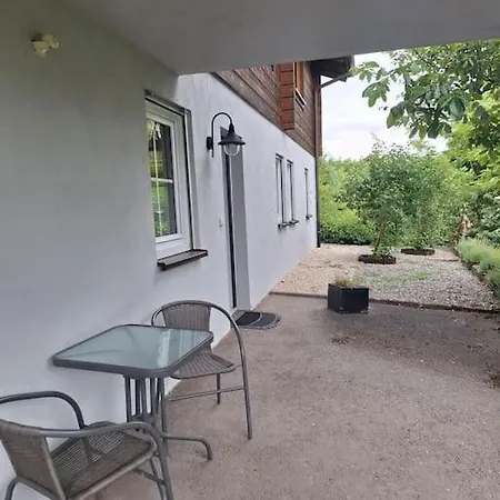 Gemuetliche 3-zimmer-wohnung Mit Kupfertalblick Forchtenberg